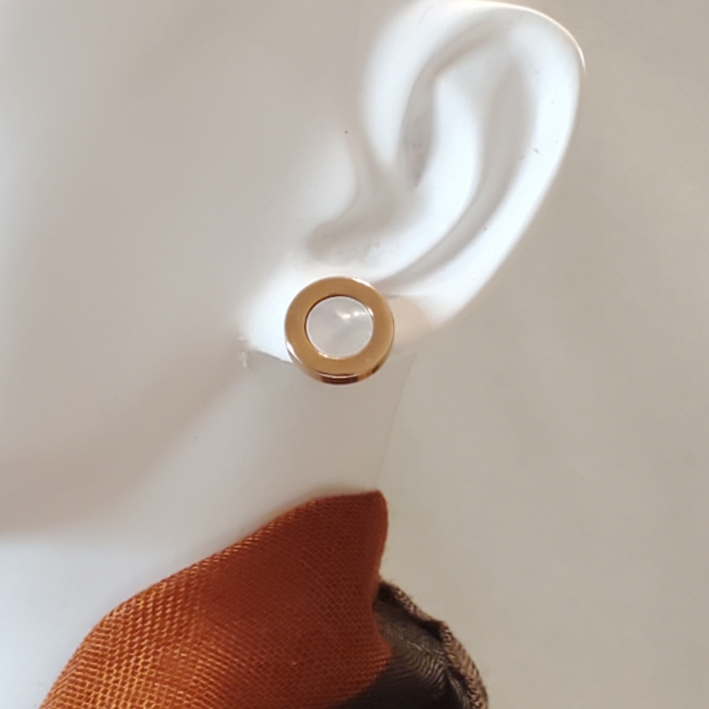 🌻 E 21C NEW Rosegold Pearlescent Stud Earrings - Picture 5 of 6